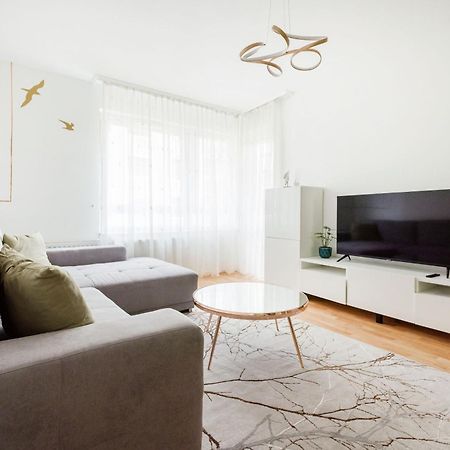 Modern Two-Bedroom Apartment With Free Parking Budapest Luaran gambar